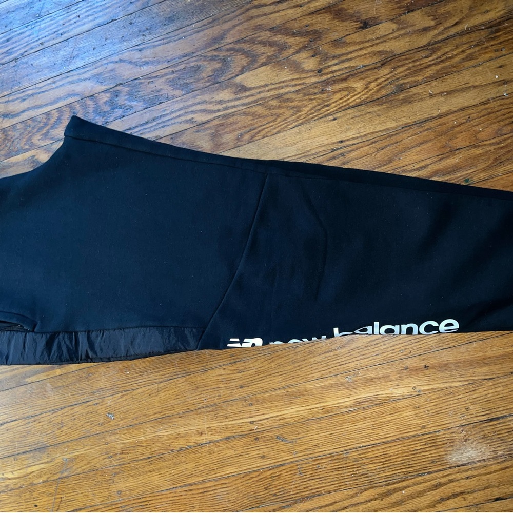 Used great condition smoke free / pet free